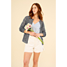M6422 Gilet point fantaisie au crochet en impression papier